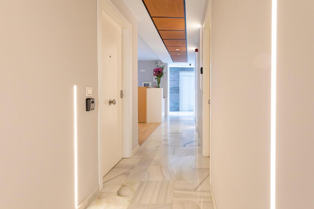 Malaga Rivas 34 Suites Homes エクステリア 写真