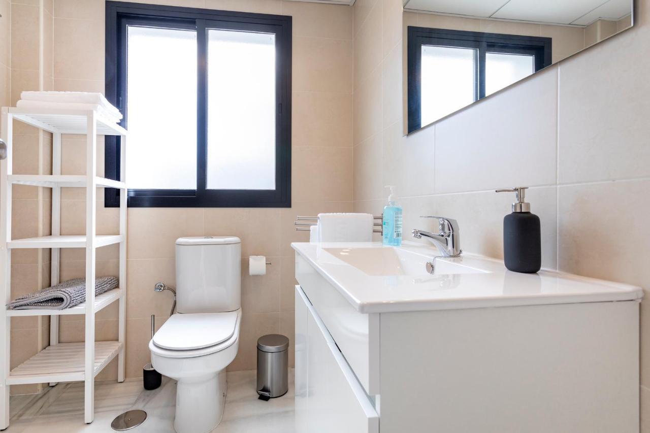 Malaga Rivas 34 Suites Homes エクステリア 写真