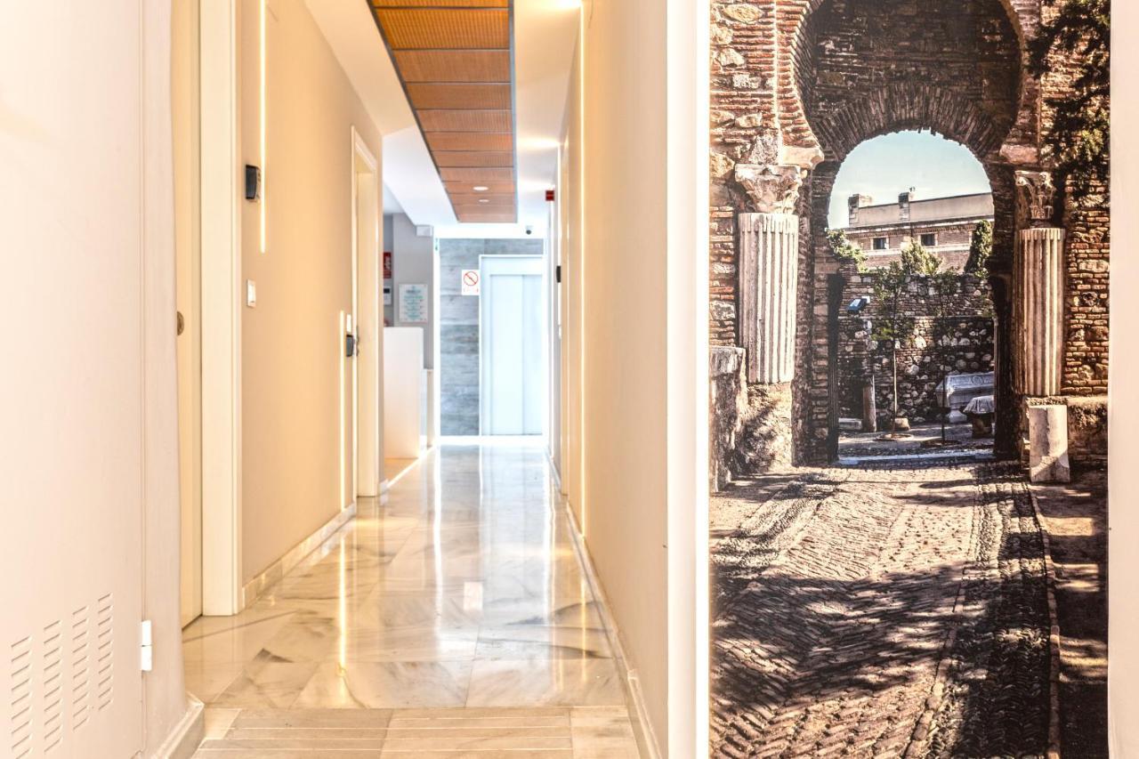 Malaga Rivas 34 Suites Homes エクステリア 写真